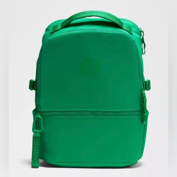 Lululemon NWT New Crew Backpack Raceway Green 22L - Picture 1 of 14